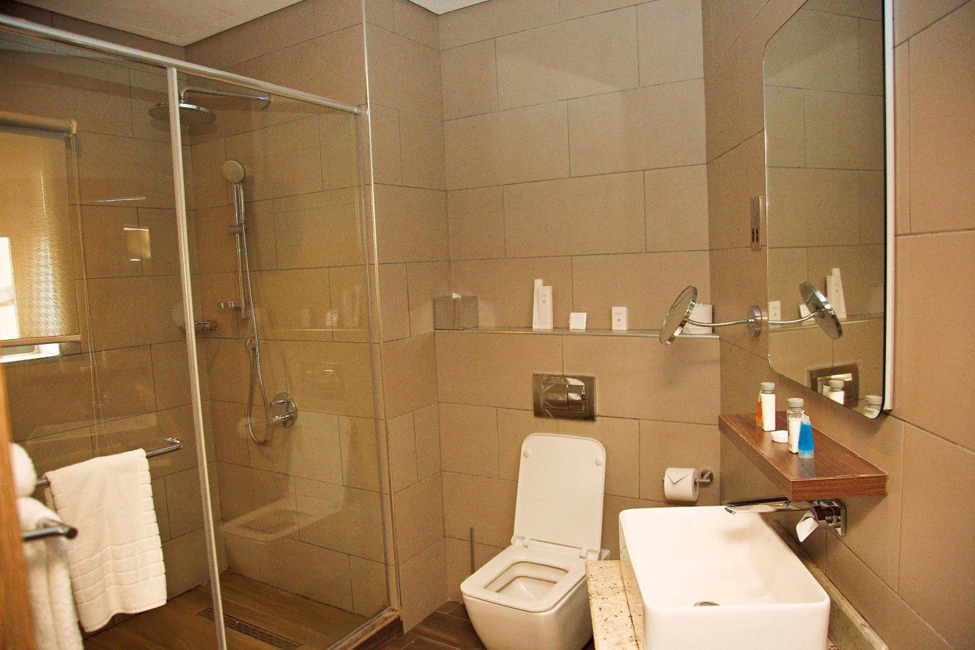 לגוס The White Orchid Hotel מראה חיצוני תמונה