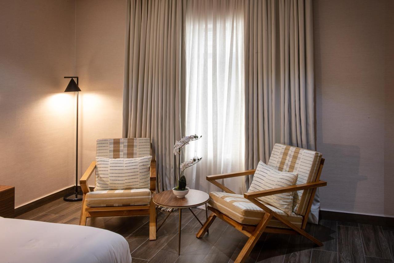 לגוס The White Orchid Hotel מראה חיצוני תמונה