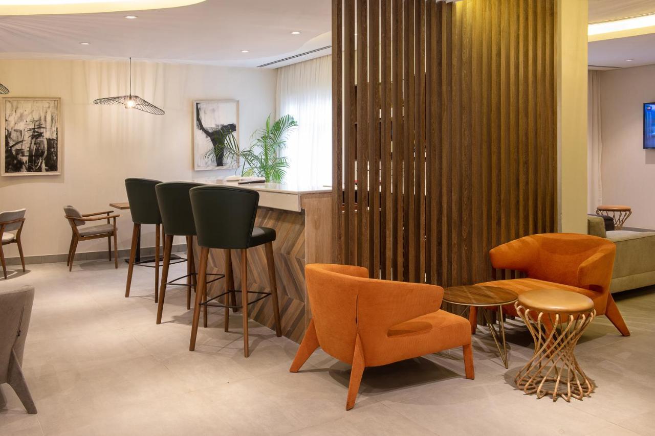 לגוס The White Orchid Hotel מראה חיצוני תמונה